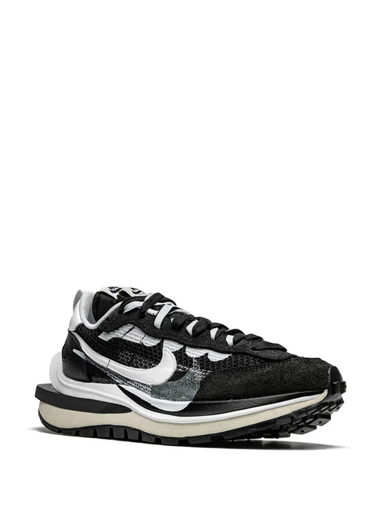 Nike X Sacai Vaporwaffle Black White Sneakers floriamart.shop
