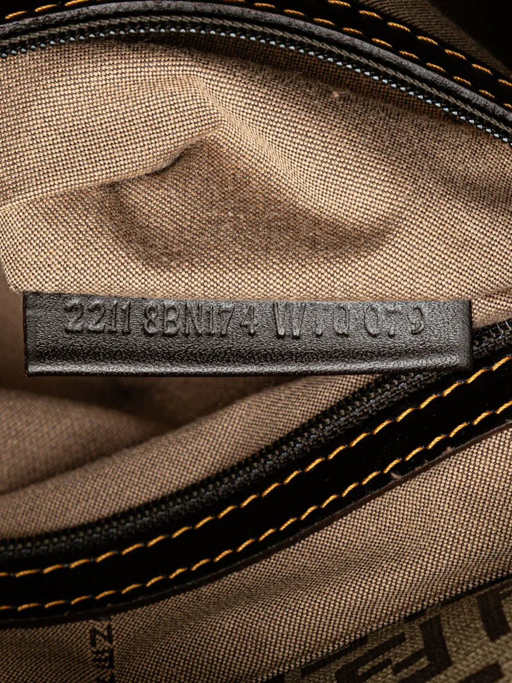 Pre-OwnedFendi Pre-Owned2000-2010 Zucchino Nylon and Spalmati Grande Pillow tote bag