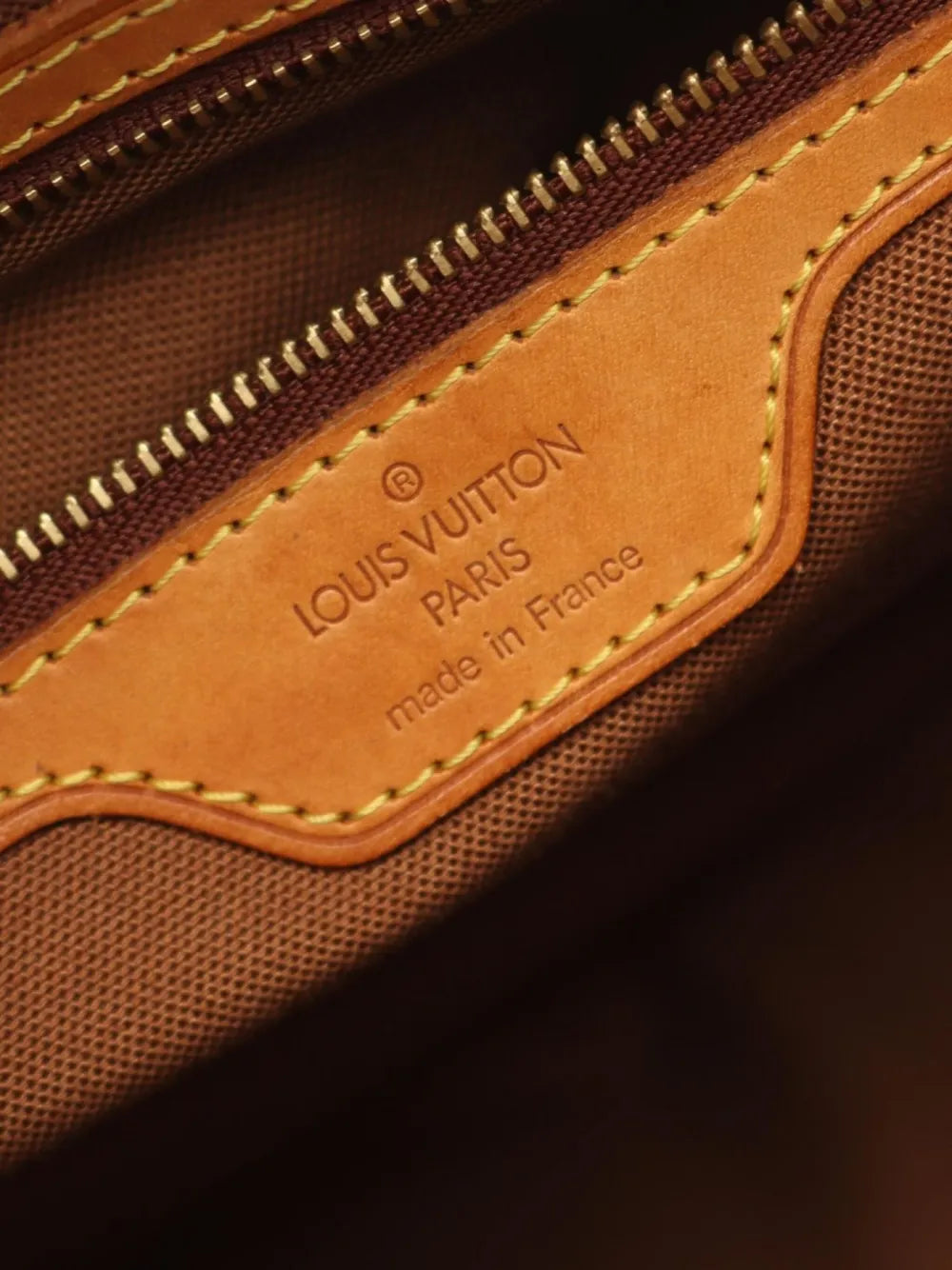 Pre-OwnedLouis Vuitton Pre-Owned2002 Vivian GM shoulder bag