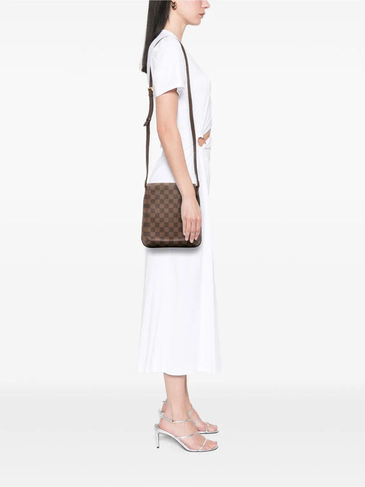Pre-OwnedLouis Vuitton Pre-Owned2004 Damier Ebene Musette Salsa Long Strap crossbody bag