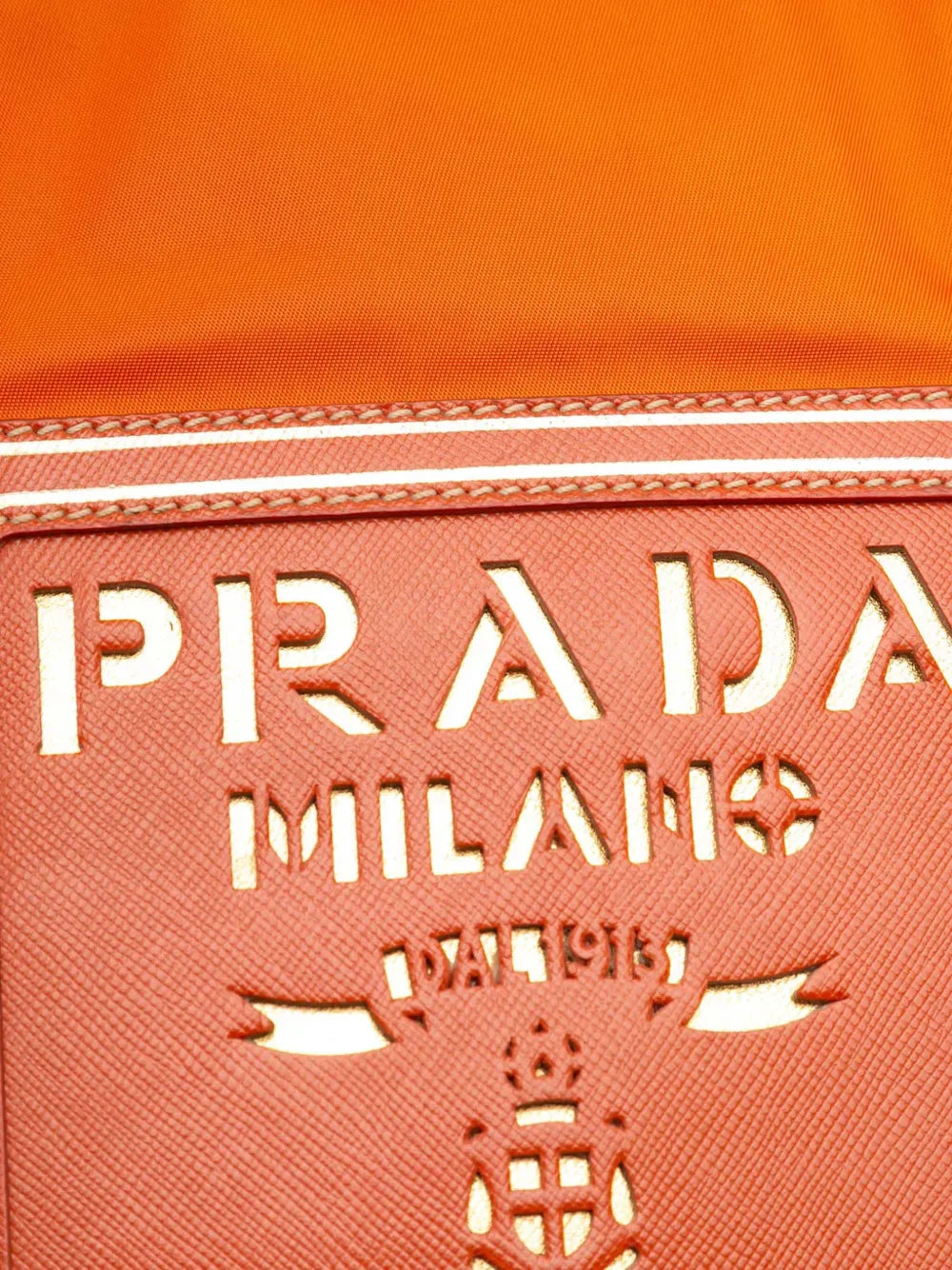 Pre-OwnedPrada Pre-Owned2021-2025 Saffiano Trimmed Tessuto Logo Oro satchel floriamart.shop