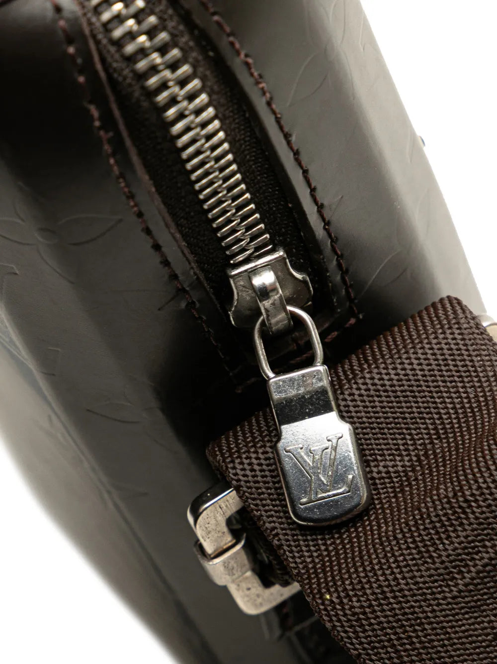 Pre-OwnedLouis Vuitton Pre-Owned2008 Monogram Glace Bobby crossbody bag