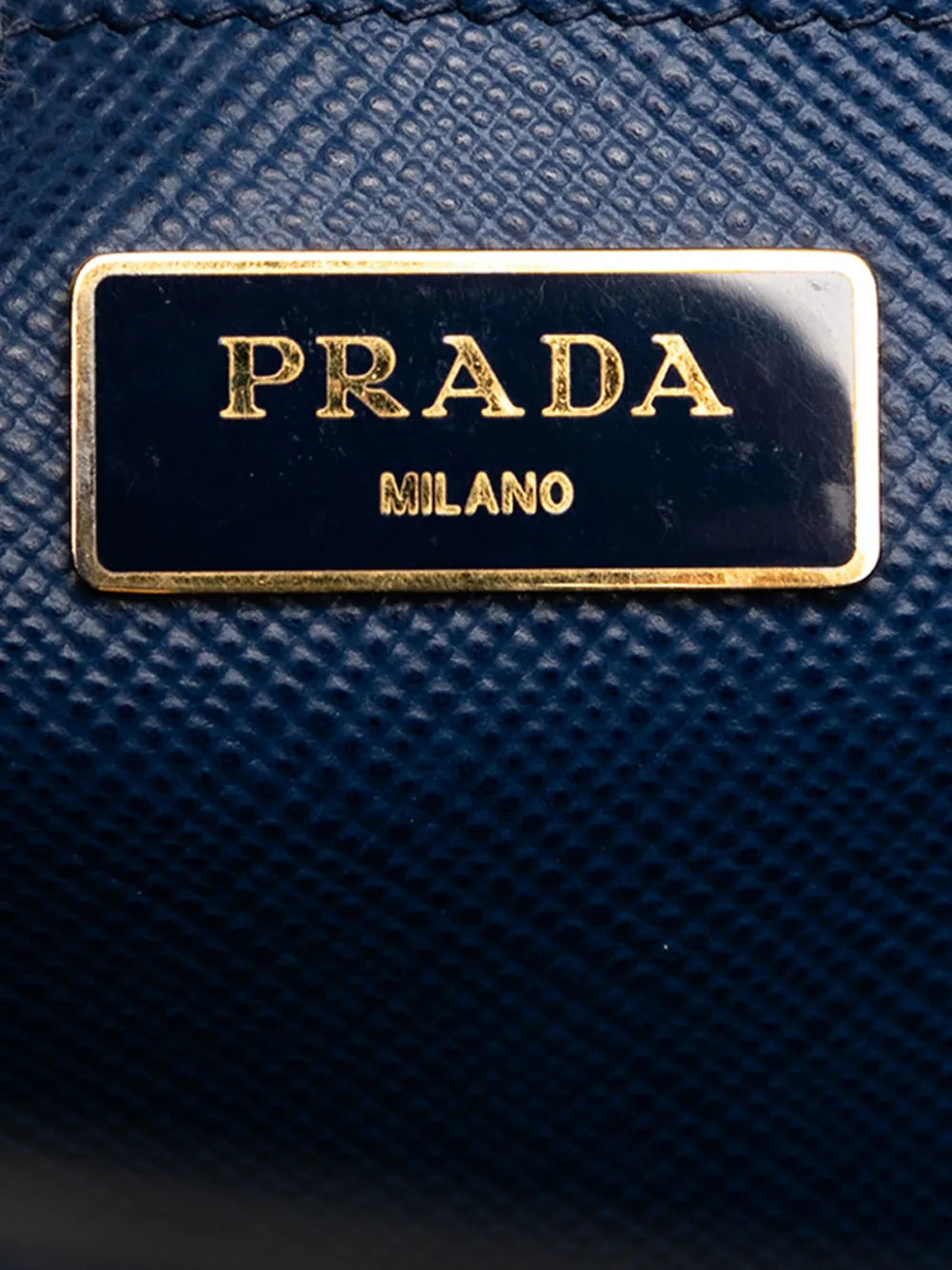 Pre-OwnedPrada Pre-Owned2013-2025 Saffiano Cuir Front Pocket Convertible Tote satchel