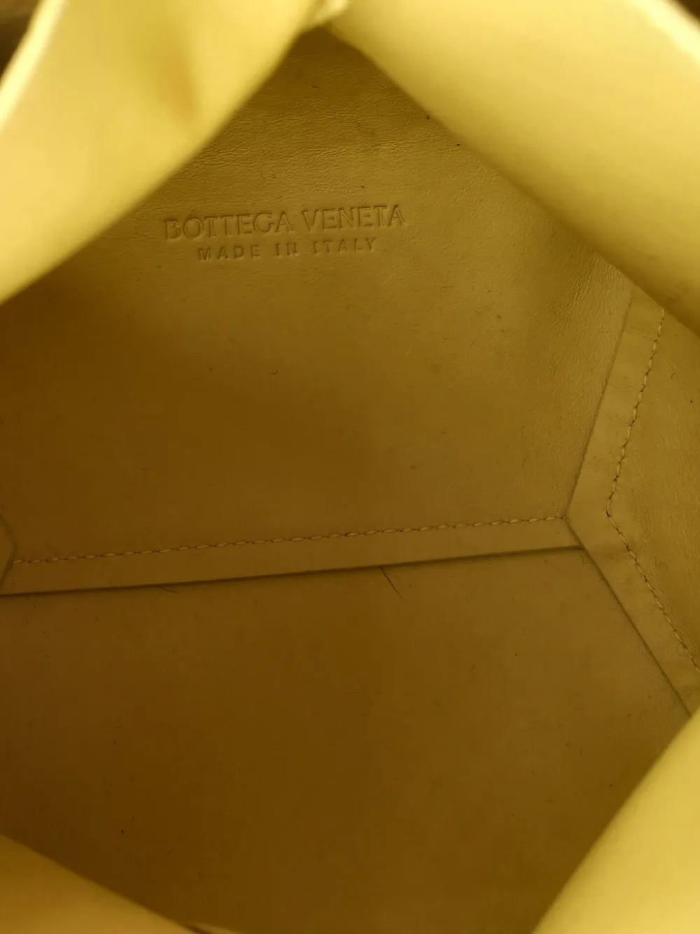 Pre-OwnedBottega Veneta Pre-OwnedDoll Crocodile Embossed Leather Medium tote bag