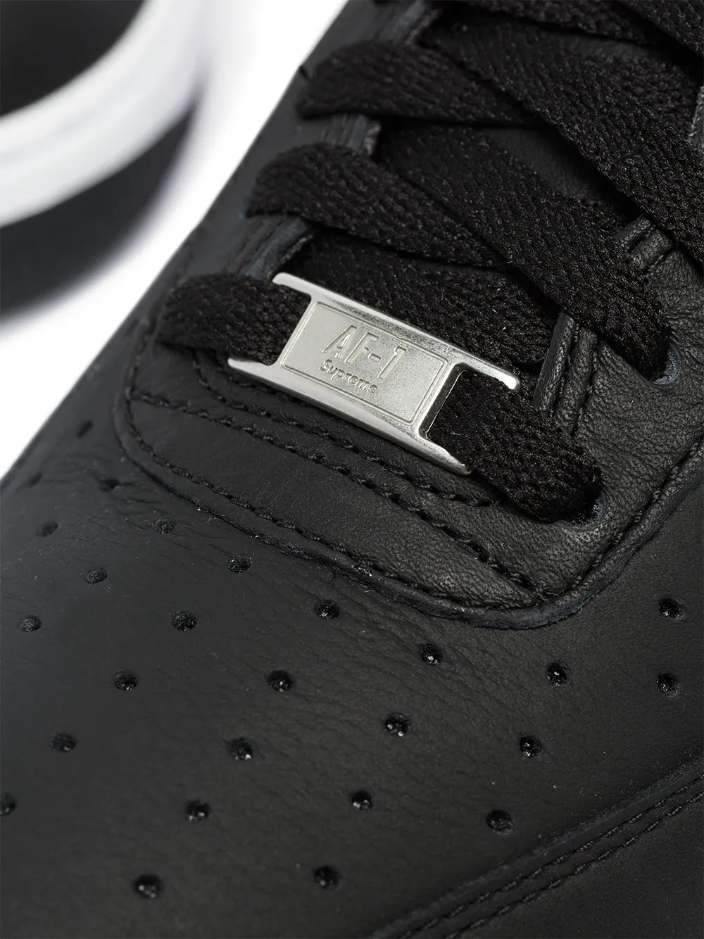 Nike X Supreme X Comme Des Gar ns Air Force 1 Low Sneakers floriamart.shop