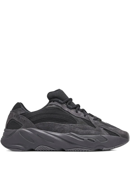 adidas Yeezy Boost 700 V2 Vanta Sneakers