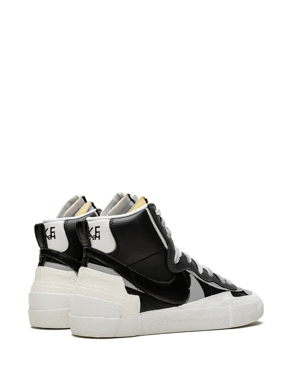 Nike X Sacai Blazer Mid Black/Grey Sneakers floriamart.shop