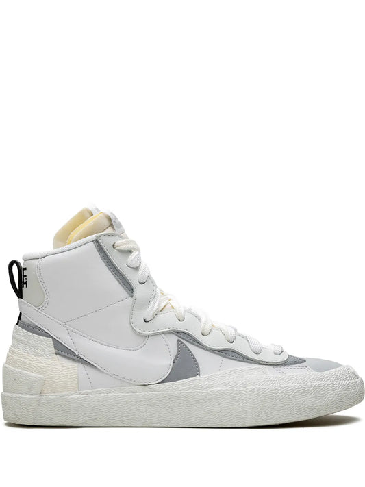 Nike X Sacai Blazer Mid Triple White Sneakers floriamart.shop
