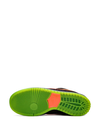Nike Sb Dunk Low Night Of Mischief Sneakers floriamart.shop