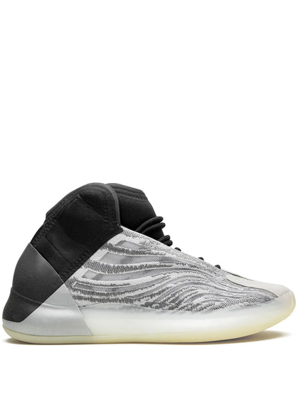 adidas Yeezy Quantum Sneakers
