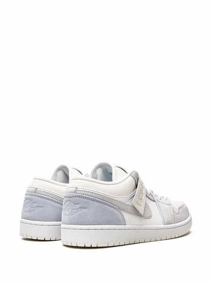 Air Jordan 1 Low Paris Sneakers