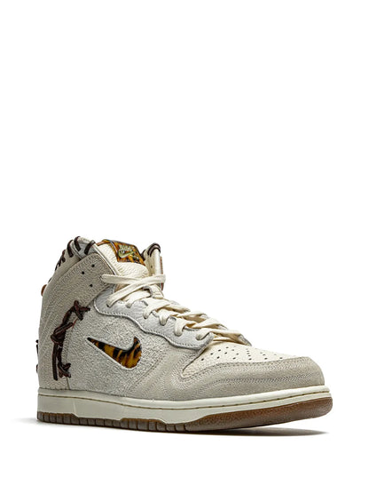 Nike X Bodega Dunk High Friends And Family Sneakers floriamart.shop
