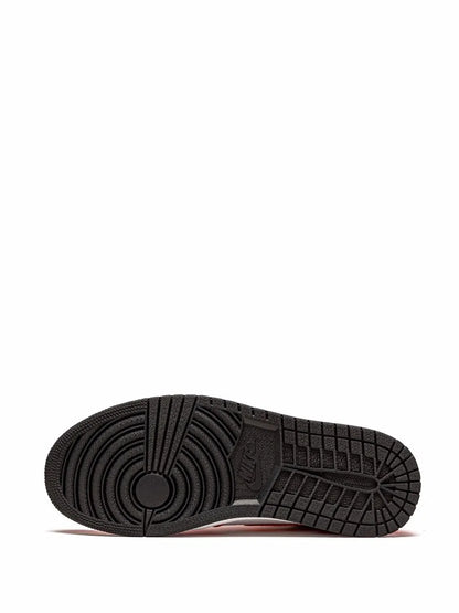 Air Jordan 1 High Og Light Fusion Red Sneakers