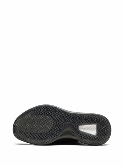 adidas Yeezy Quantum Onyx Sneakers