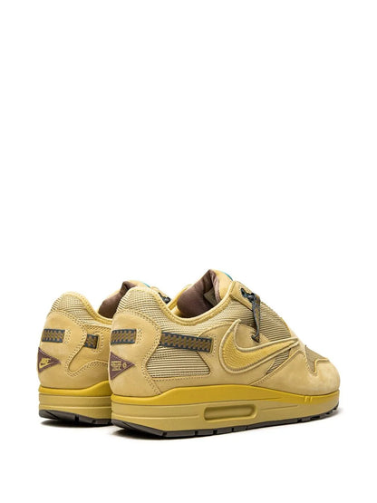 Nike X Travis Scott Air Max 1 Saturn Gold Sneakers floriamart.shop