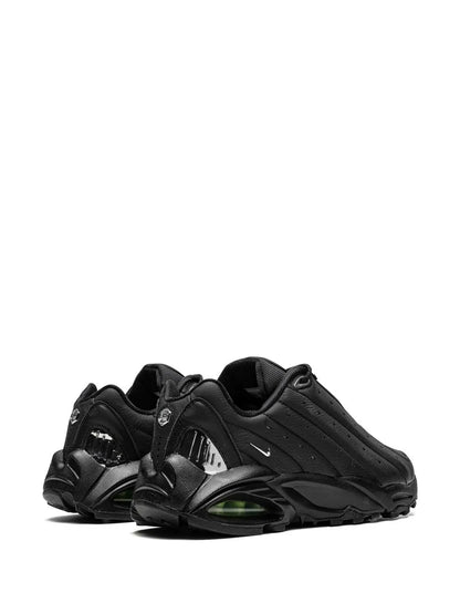 Nike X Drake Hot Step Air Terra Nocta Triple Black Sneakers floriamart.shop