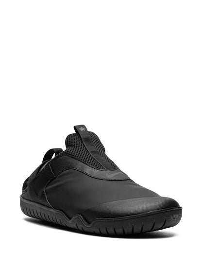 Nike Zoom Pulse Triple Black Sneakers floriamart.shop