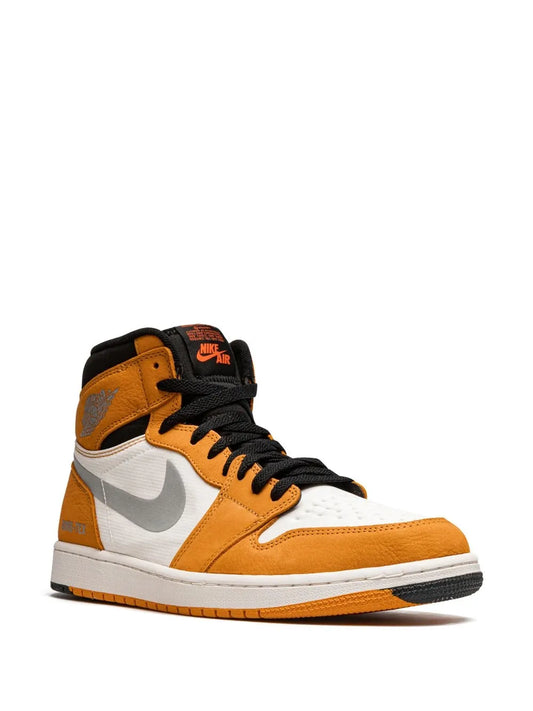 Air Jordan 1 Element Gore-Tex Light Curry Sneakers