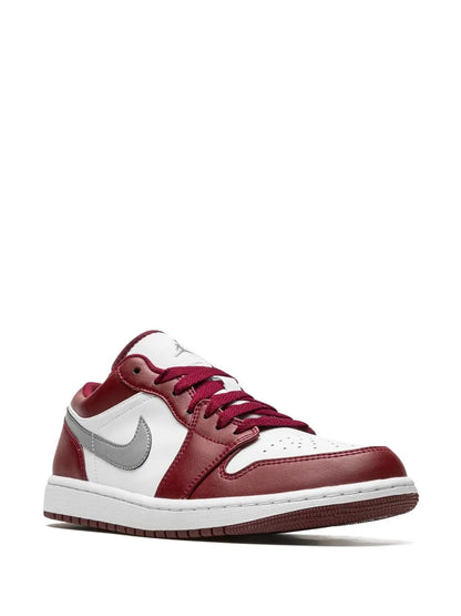Air Jordan 1 Low Bordeaux Sneakers