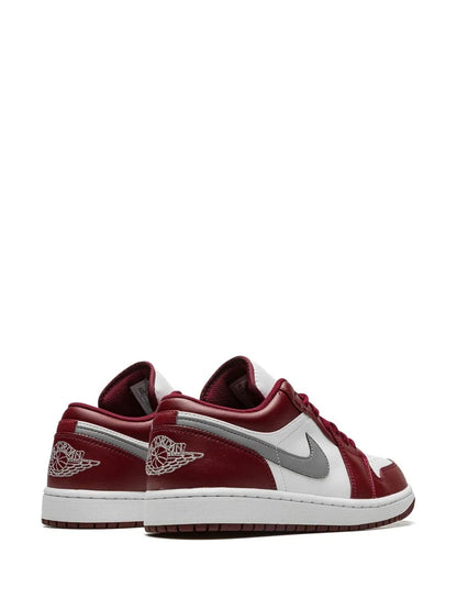 Air Jordan 1 Low Bordeaux Sneakers