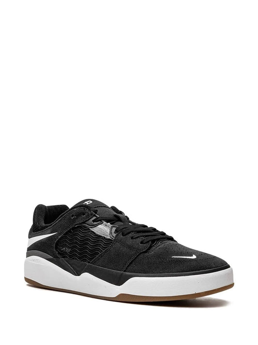 Nike Sb Ishod Wair Black/White Sneakers