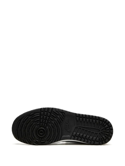 Air Jordan 1 High Golf Black / White - Panda Sneakers