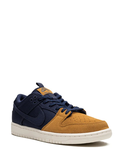 Nike Sb Dunk Low Midnight Navy/Desert Ochre Sneakers floriamart.shop