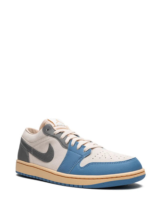 Air Jordan 1 Low Se Sneakers