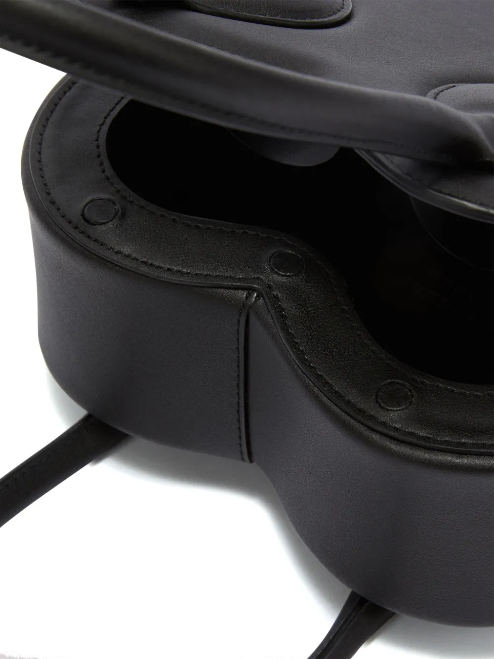 AMBUSHheart-shaped shoulder bag