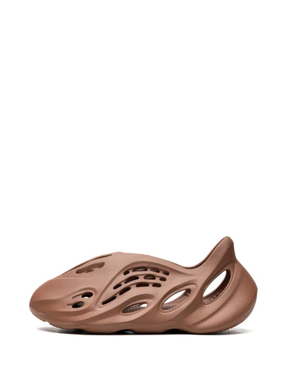 adidas Yeezy Foam Runner Flax Sneakers