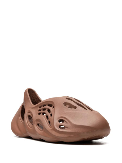 adidas Yeezy Foam Runner Flax Sneakers