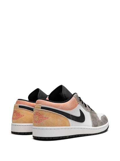 Air Jordan 1 Low Se Flight Club Sneakers