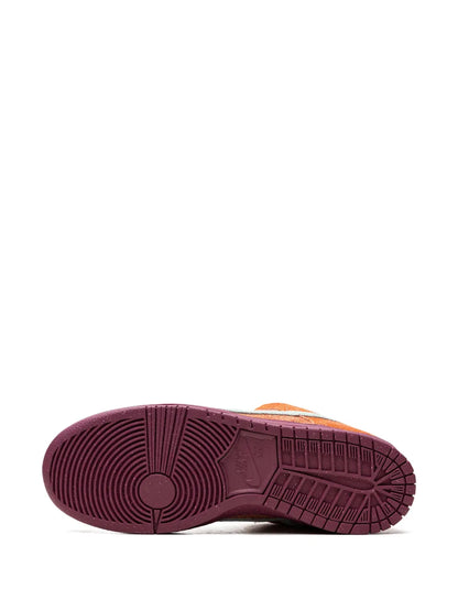 Nike Sb Dunk Low Pro Prm Mystic Red Sneakers floriamart.shop