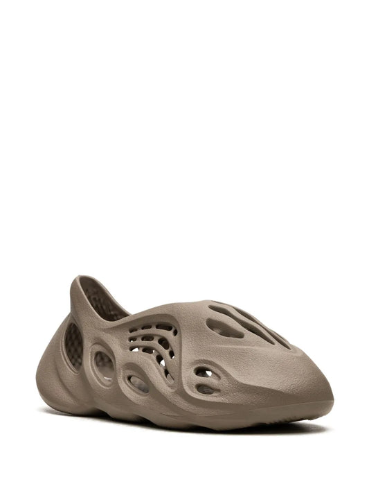 adidas Yeezy Foam Runner Stone Taupe Sneakers