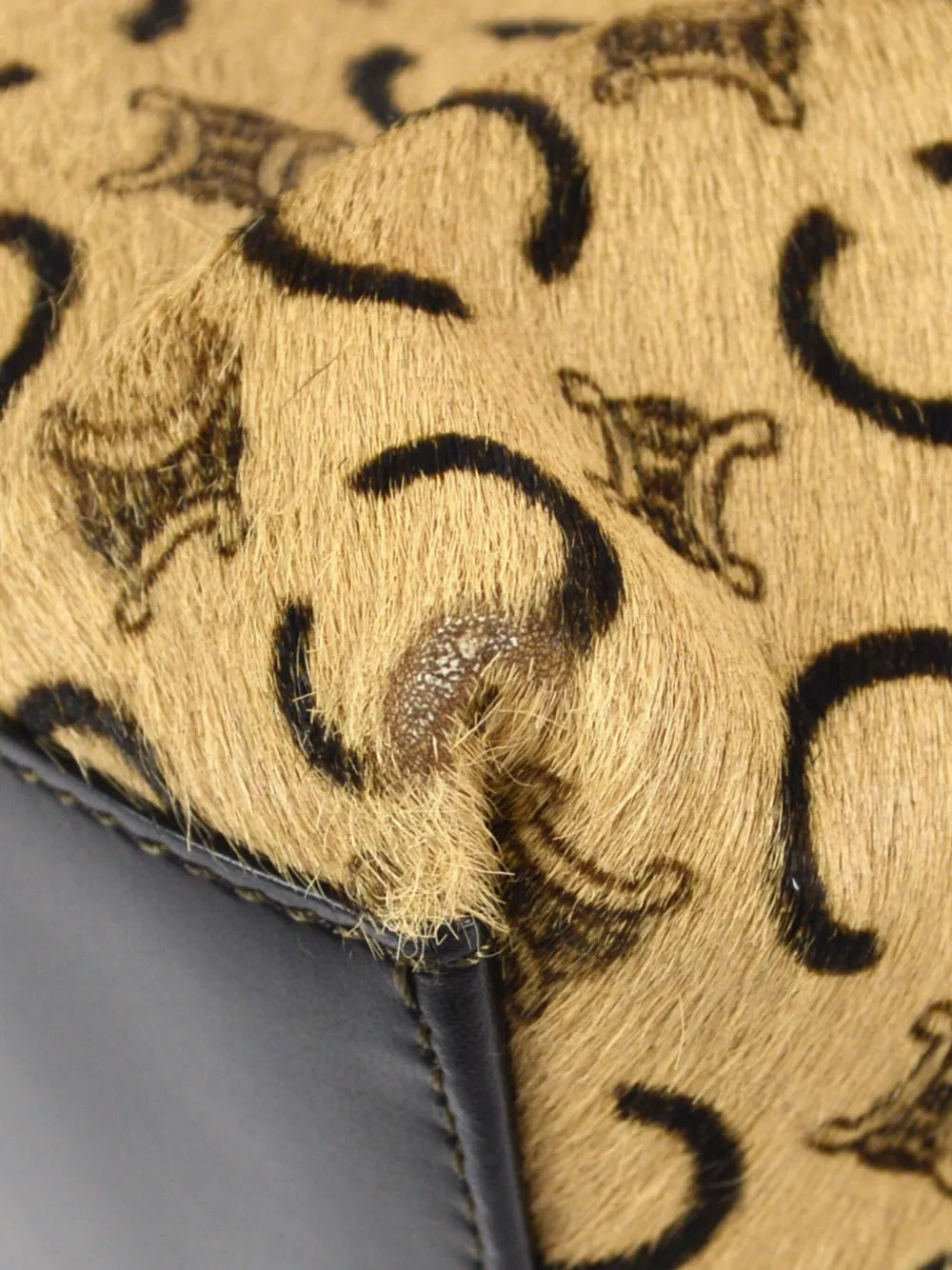 Pre-OwnedCeline Pre-Owned1990-2000s Macadam canvas shoulder bag