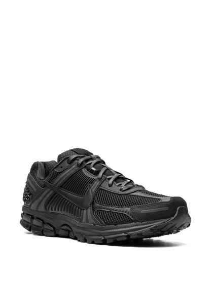 Nike Zoom Vomero 5 Triple Black Sneakers floriamart.shop