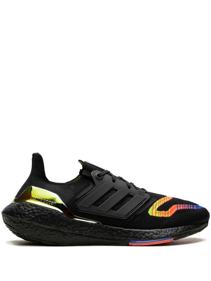 adidas Ultraboost 22 Linear Energy Black Sneakers