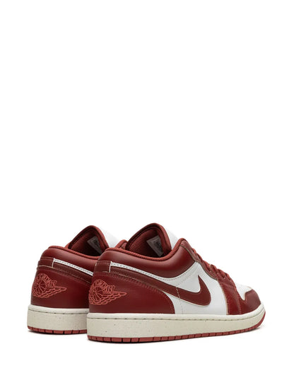 Air Jordan 1 Low Se Dune Red Sneakers