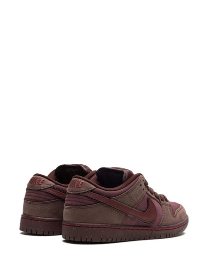 Nike Sb Dunk Low City Of Love Sneakers floriamart.shop