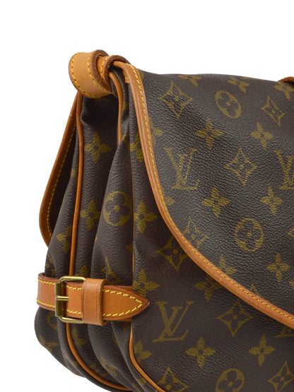 Pre-OwnedLouis Vuitton Pre-Owned1995 Saumur 30 crossbody bag