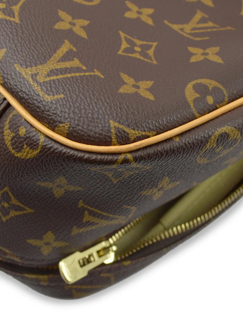Pre-OwnedLouis Vuitton Pre-Owned2001 Excursion handbag