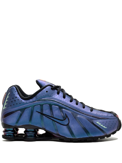 Nike Shox R4 Iridescent/Black Sneakers floriamart.shop