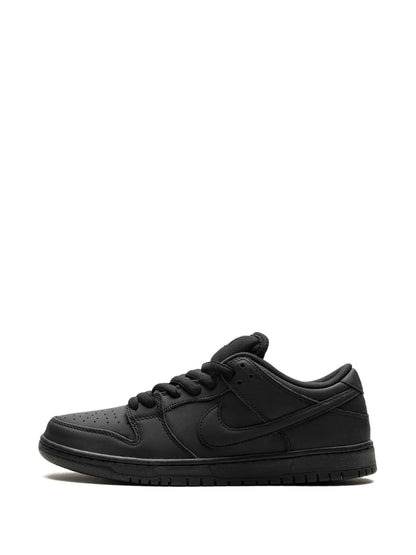 Nike Sb Dunk Triple Black/Orange Sneakers floriamart.shop