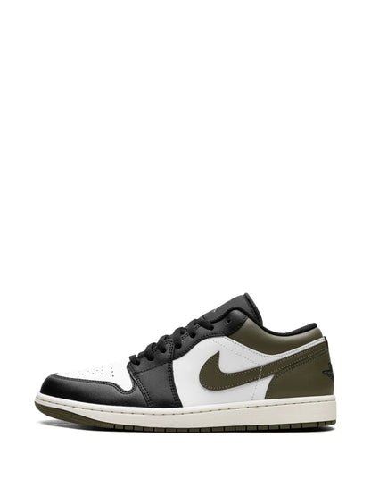 Air Jordan 1 Low Sneakers
