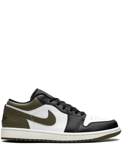 Air Jordan 1 Low Sneakers