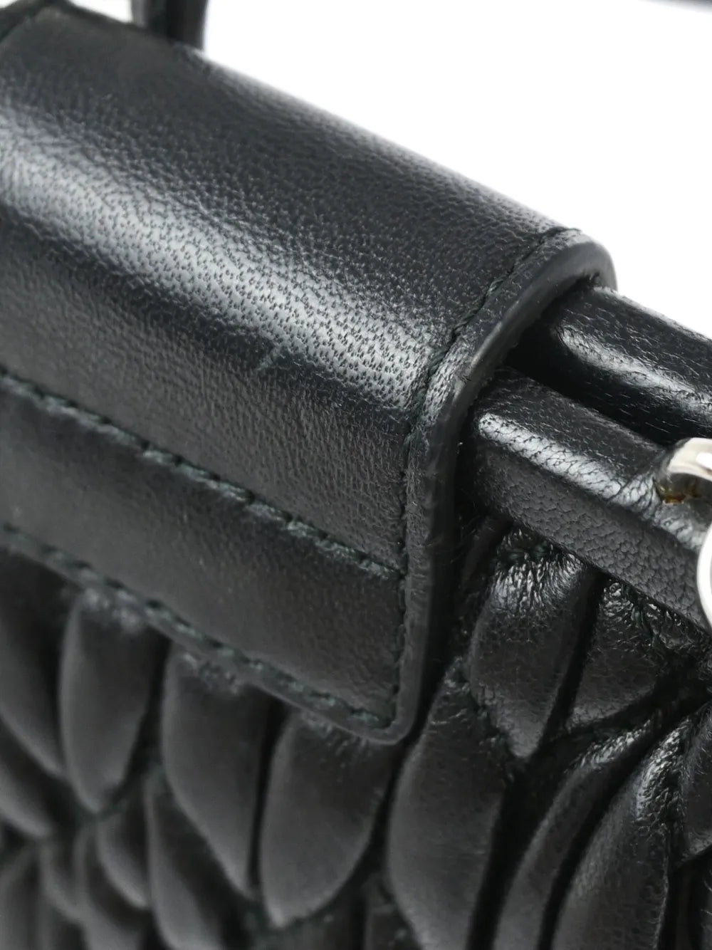 Pre-OwnedMiu Miu Pre-Owned2010s matelassshoulder bag