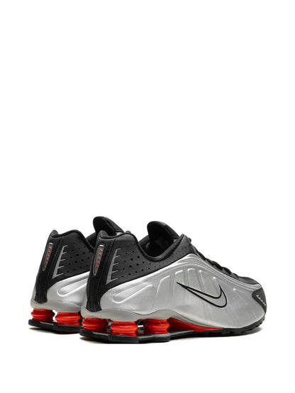 Nike Shox R4 Sneakers floriamart.shop