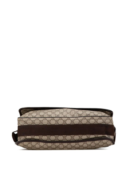 Pre-OwnedGucci Pre-Owned2000-2015 Large GG Supreme Flap Messenger Bag crossbody bag