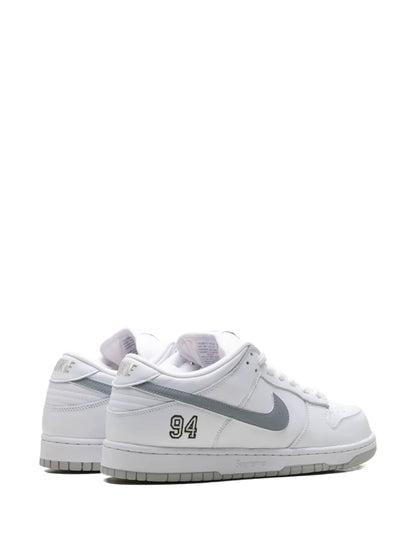 Nike Sb Dunk Low Supreme - White Sneakers floriamart.shop