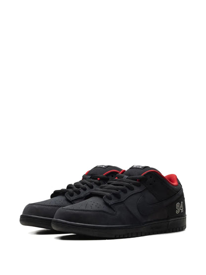 Nike Sb Dunk Low Supreme - Black Sneakers floriamart.shop
